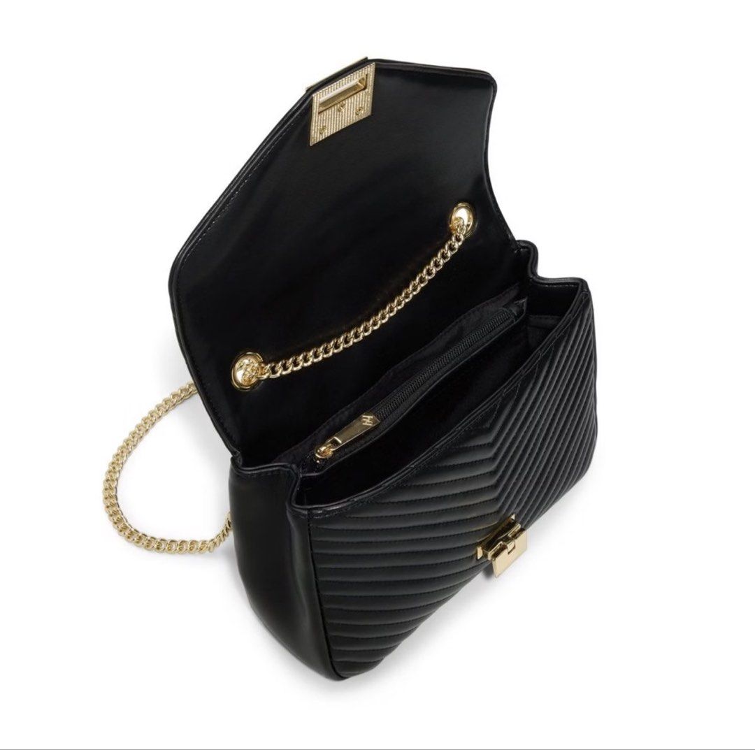 Black Quilted Chain Shoulder Bag (Category: Luxury Bags & Wallets) located in Pasig City. Submitted by jms.declutter (Listing ID 1463153252, Image 1). Description: Call it Spring .