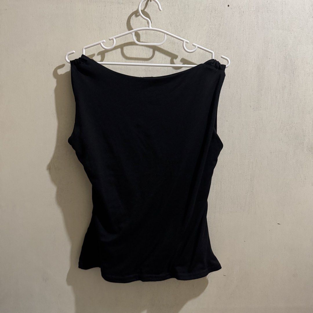 Black VXN sleeveless (Category: Blouses) located in Manila. Submitted by pinggu11 (Listing ID 1463263507, Image 2). Description: .