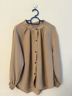 (Category: ) located in . Submitted by wardrobeyaya (Listing ID 1463189034, Image 1). Description: .