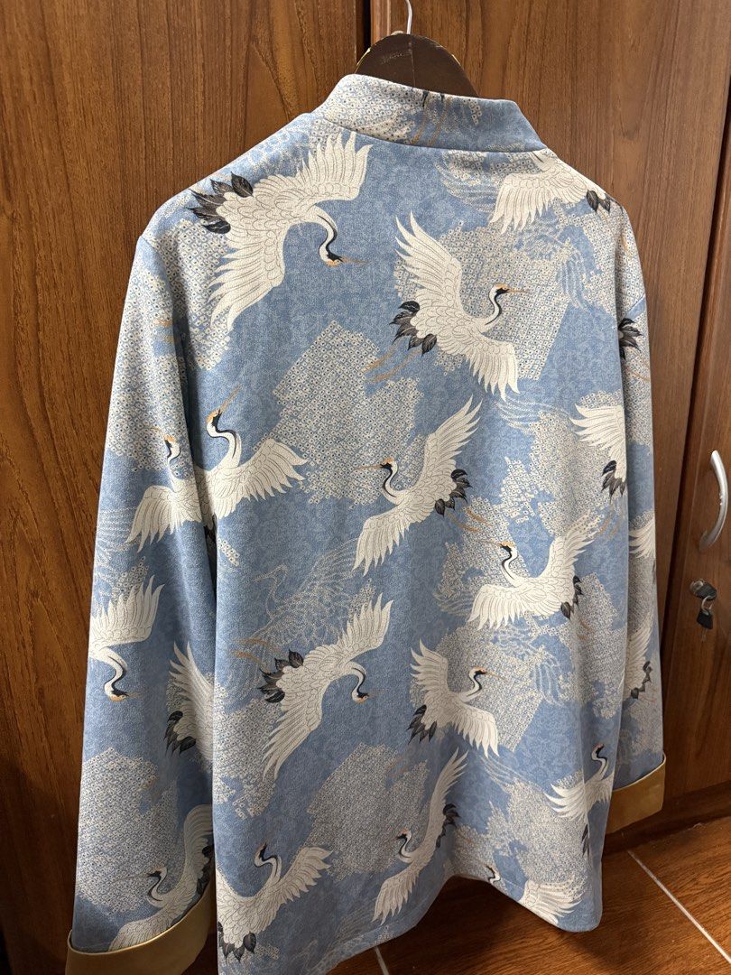 Blue Crane Tang suit Jacket (Category: Coats, Jackets and Outerwear) located in Cavite. Submitted by g1mon (Listing ID 1463292982, Image 2). Description: This item is thrifted Tagged size: 5XL Measurements (inches): Pit-to-pit: 25.5 Length: 30.9 Issues: None *Note: Lighting may affect the colour in the image* Feel free to message for any questions!.