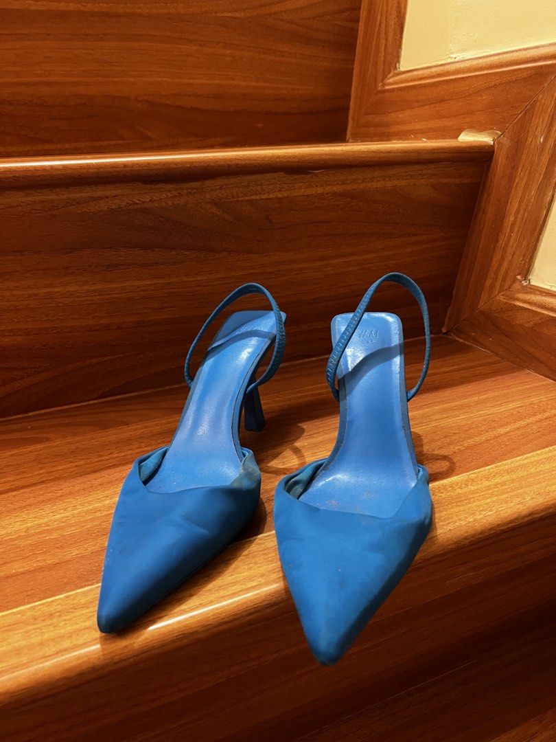 Blue Slingback Pointed Toe Heels (Category: Heels) located in Taguig. Submitted by banannananas (Listing ID 1463294989, Image 1). Description: - Stylish blue slingback heels - Elegant pointed toe design - Secure and comfortable elastic strap at the back - 2inch heel height - Ideal for both casual and formal outfits - Please note: Minor delt on the side , as pictured..