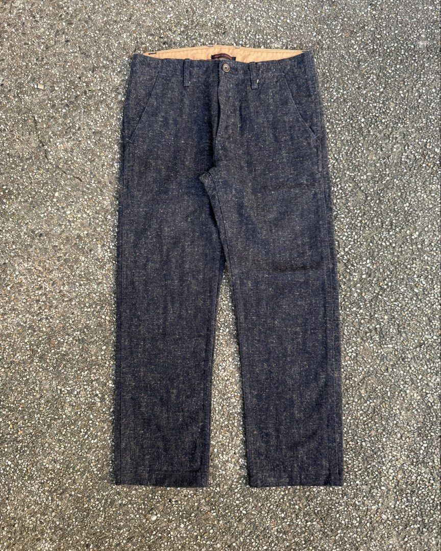 Blue Way Workers Garment Slubby Chinos (Category: Jeans) located in Quezon City. Submitted by though.bare (Listing ID 1463236976, Image 1). Description: Fits on a 30 up to 31 for Men In good, lightly worn condition. Waist : 16" Length : 36.5" Inseam : 27" Thigh : 10.5" Front Rise : 10.5" Hem : 7.5" No when-worns. Listings not marked sold/reserved are available. These are preloved/used items, manage expectations. Visit my profile for more!.