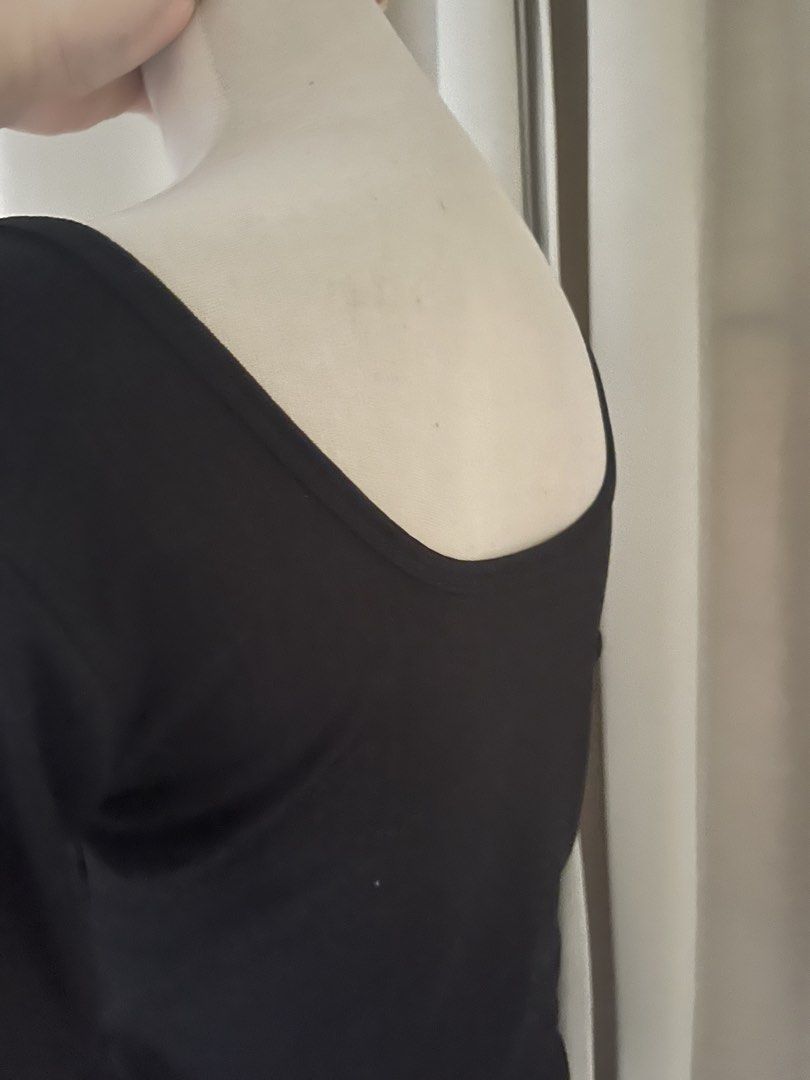 BN Black scoop neck tee (Category: Shirts) located in Cainta. Submitted by zlove111 (Listing ID 1463176053, Image 2). Description: - Basic black t-shirt - Wide scoop neckline - Short sleeves - Soft and comfortable fabric - Versatile for layering or solo wear - Easy to pair with jeans or skirts med-large cotton knit unused cond .