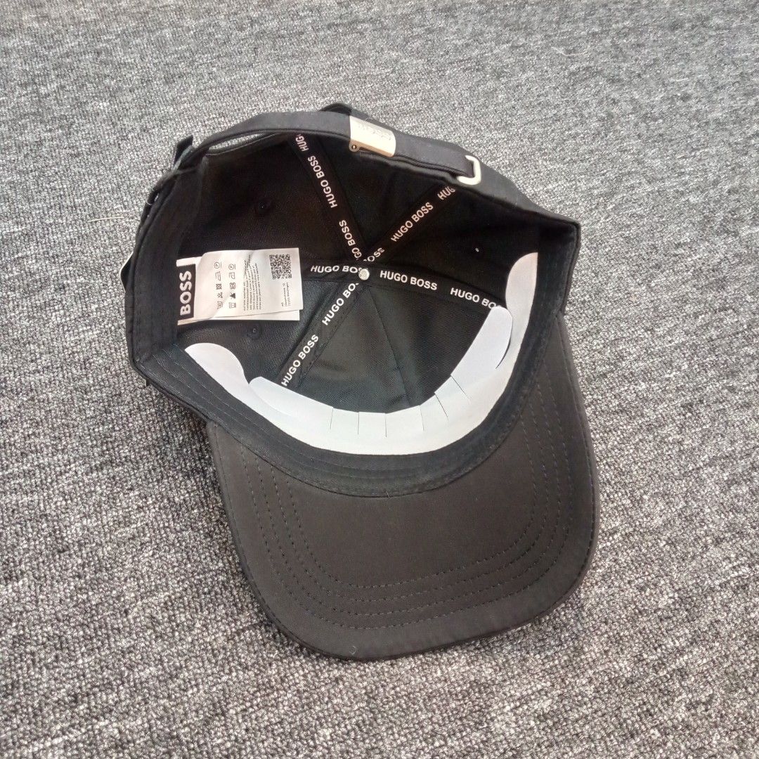 BOSS Cap Black Adjustable Strap (Category: Caps & Hats) located in Manila. Submitted by pablopresk0. (Listing ID 1463275319, Image 3). Description: FOR SALE🧢 EXCELLENT CONDITION✅ MANILA LOCATION📍 JNT/LBC/LALAMOVE📦 PM IF INTERESTED📩.