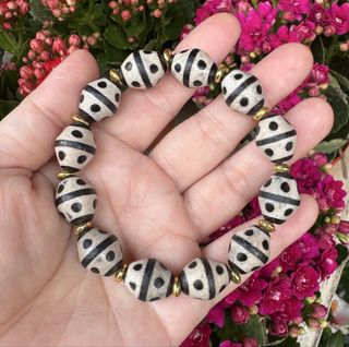 (Category: ) located in . Submitted by petalcrystalz (Listing ID 1463207696, Image 1). Description: .