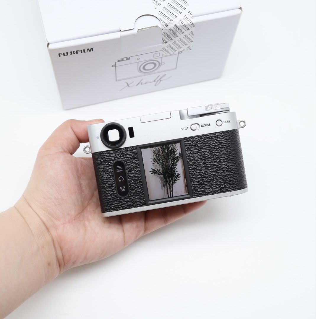 Brand new Fujifilm X-Half (Category: Cameras) located in Manila. Submitted by jaimeeloutan (Listing ID 1463282042, Image 2). Description: for sale! Brand new Fujifilm X Half with 32mm equivalent f/2.8 lens 💰29,490 only fixed price posted brand new inopen lang sa box para picturean. check the sample shot using this camera no edit best seller for beginners, travel camera Asthetic shots - The Fujifilm X Half (X-HF1) 17.74 MP premium compact camera 