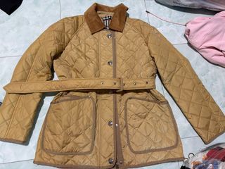(Category: ) located in . Submitted by lovescarf8 (Listing ID 1463148104, Image 1). Description: .