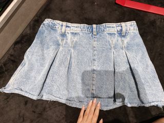 (Category: ) located in . Submitted by ivylau_ (Listing ID 1463262110, Image 1). Description: .
