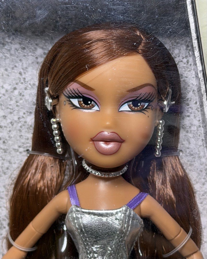 BRATZ CHARMZ DOLL - YASMIN (Category: Kids Toys) located in Quezon City. Submitted by dollbiz (Listing ID 1463234064, Image 3). Description: ON HAND.