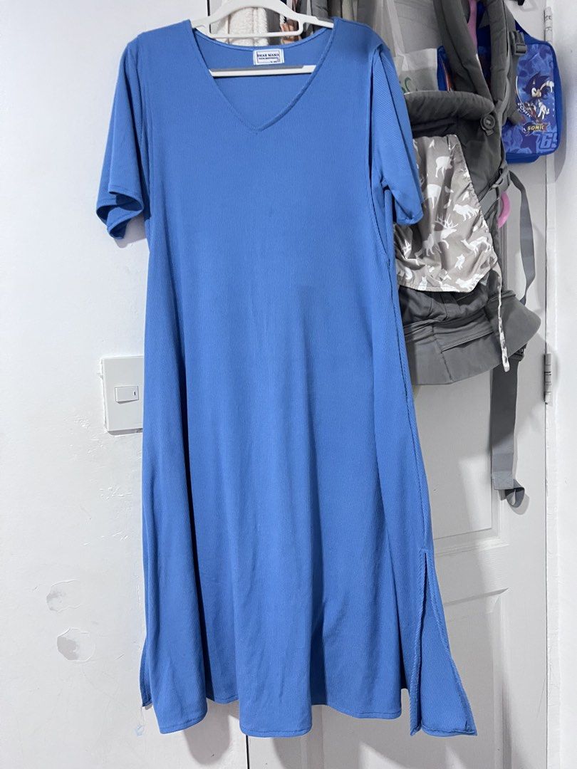 Breastfeeding and maternity dress (Category: Maternity Care) located in Malabon City. Submitted by _itsmejrmn (Listing ID 1463234634, Image 2). Description: Breastfeeding and maternity dress Pm for more details. 200 each. Rfs: decluttering Malabon location.