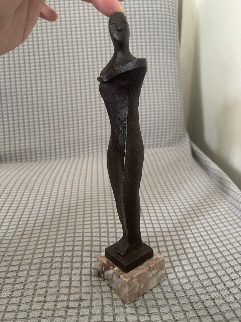 bronze art display (Category: Art & Prints) located in Manila. Submitted by dstrangerthings (Listing ID 1463225208, Image 3). Description: unidentified artist “Maja” “maya” signature unique piece marble base.