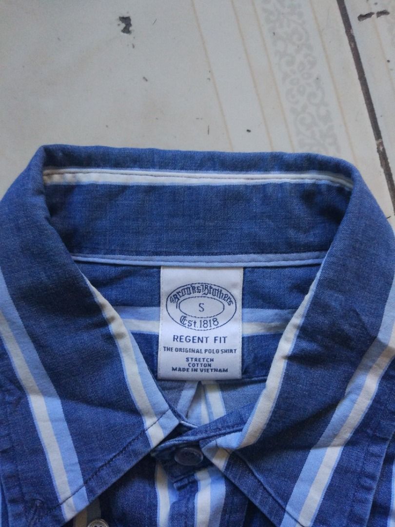 Brooks Brothers Longsleeve S (Category: Formal Shirts) located in Pasay City. Submitted by denimdude.ph (Listing ID 1463194202, Image 3). Description: .