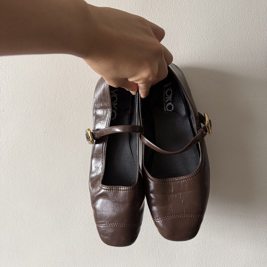 Brown Ballet Flats Size 8-8.5 (Category: Flats & Sandals) located in Manila. Submitted by yasminehannah (Listing ID 1463125290, Image 3). Description: fits size 8-8.5 i have maroon also. buy 2 of them for 350 only. .