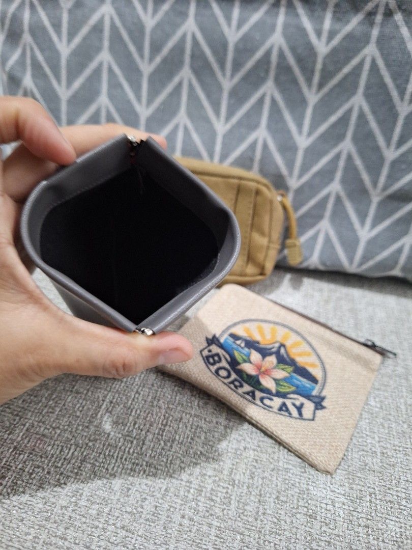 Wallet Bundle F (Category: Purses & Pouches) located in Naga. Submitted by bellebargainbox (Listing ID 1463189618, Image 2). Description: 1 tactical wallet 1 gray pouch 1 native coin purse.