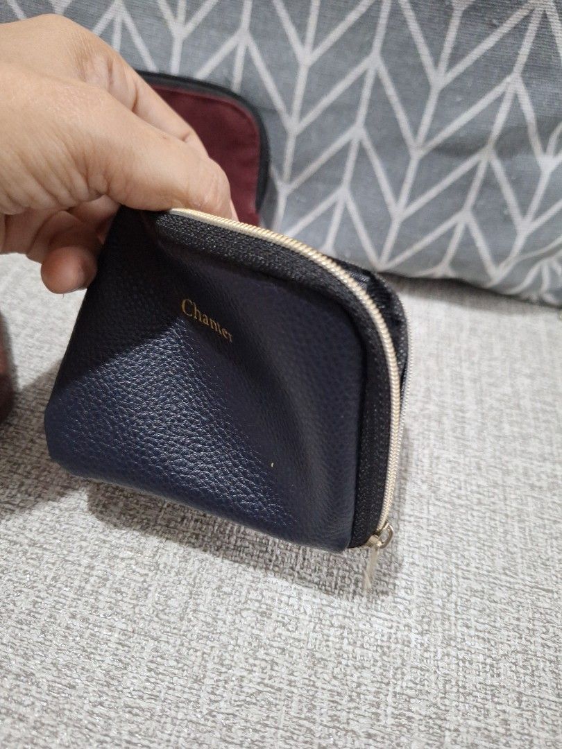 Wallet Bundle H (Category: Purses & Pouches) located in Naga. Submitted by bellebargainbox (Listing ID 1463191461, Image 3). Description: unique coin purse each with different style.