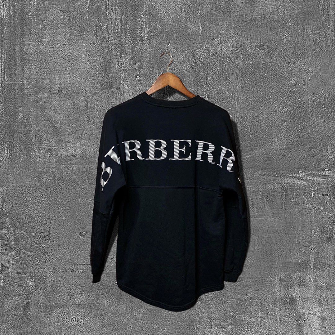 Burberry London England Script Crewneck Pullover (Category: Coats, Jackets and Outerwear) located in Quezon City. Submitted by donklasiko (Listing ID 1463125575, Image 1). Description: Condition: 9.5+/10 Pristine condition Issue: non Refer to the dimension 🤗 PM FOR MORE DETAILS NO RETURN, NO EXCHANGE & NO REFUND! ✅I ALSO ACCEPT TRADE/SWAP TO ANYTHING JUST DROP YOUR OFFER Please manage your expectations, this is a secondhand item. What you see is