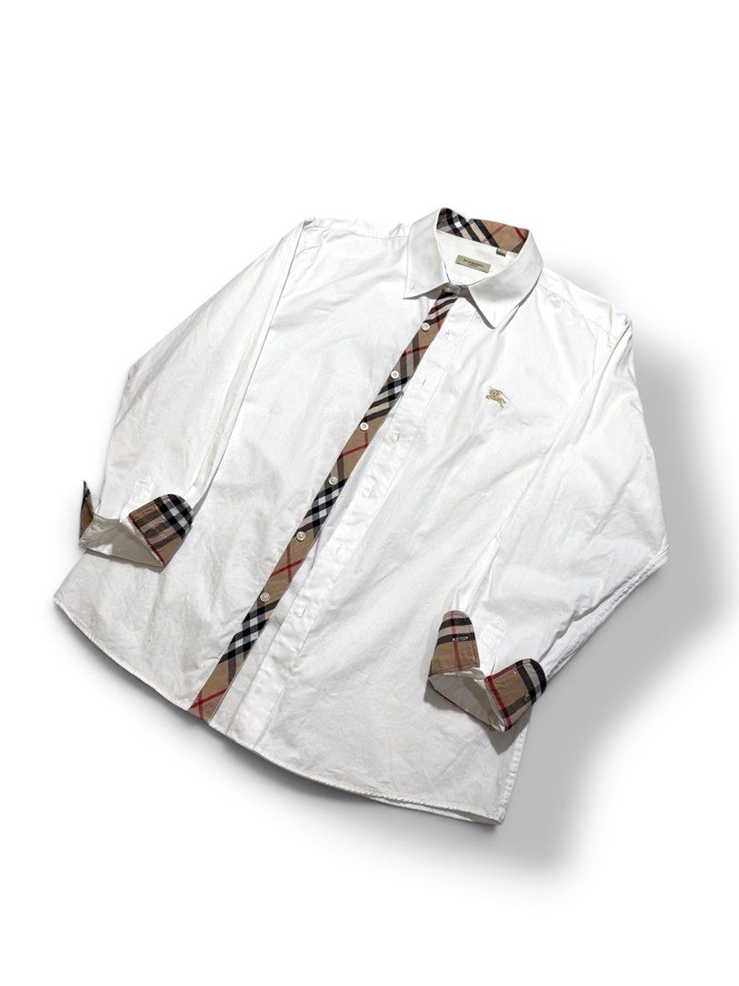 BURBERRY POLO LONGSLEEVES (Category: Formal Shirts) located in Calamba. Submitted by thrifthstlrs (Listing ID 1463297876, Image 1). Description: .