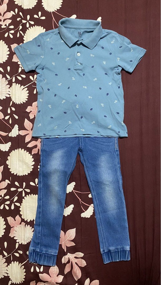 Buy 1 Take 1 for Php150 only (Category: Babies & Kids Fashion) located in Mandaluyong City. Submitted by aiztyle (Listing ID 1463163722, Image 1). Description: Buy 1 Take 1 only For your Lil Boy Best fit 3-5 years old Top Uniqlo polo shirt Just Jeans Jogger Pants Super SALE Php150.00 only.