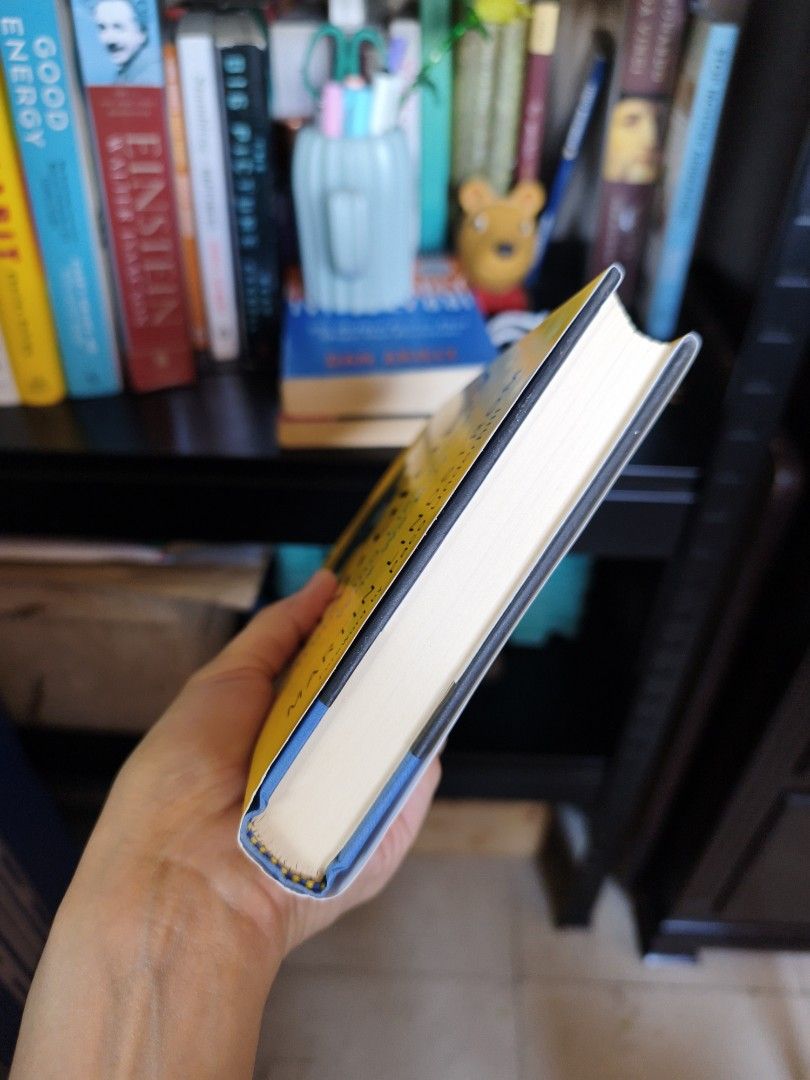 Buy ology - Hardcover (Category: Storybooks) located in Bacoor. Submitted by shopherelove (Listing ID 1463148998, Image 2). Description: Like New Hardcover Courier Gogoxpress.