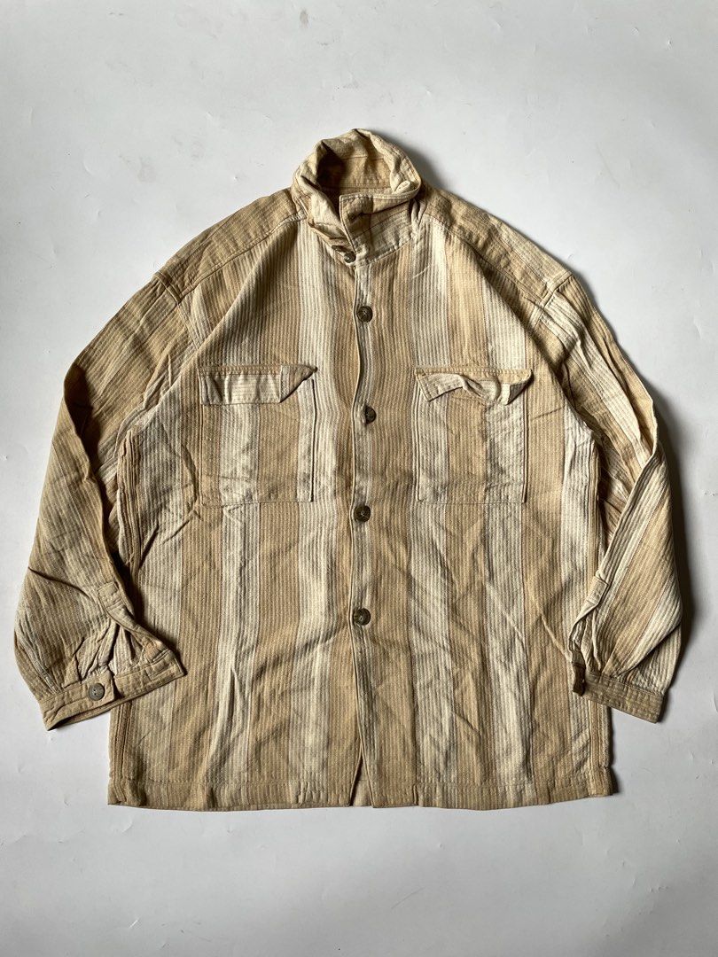B-Vine white and beige linen Blend Button-down (Category: Coats, Jackets and Outerwear) located in Baguio. Submitted by chronicles_cache (Listing ID 1463264146, Image 1). Description: Condition: Great Size tagged: L Width: 23.5 Length: 31 Shoulder: 22 Sleeve: 23.