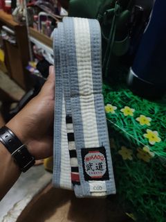 (Category: ) located in . Submitted by thriftwear.apparels (Listing ID 1463326064, Image 1). Description: .