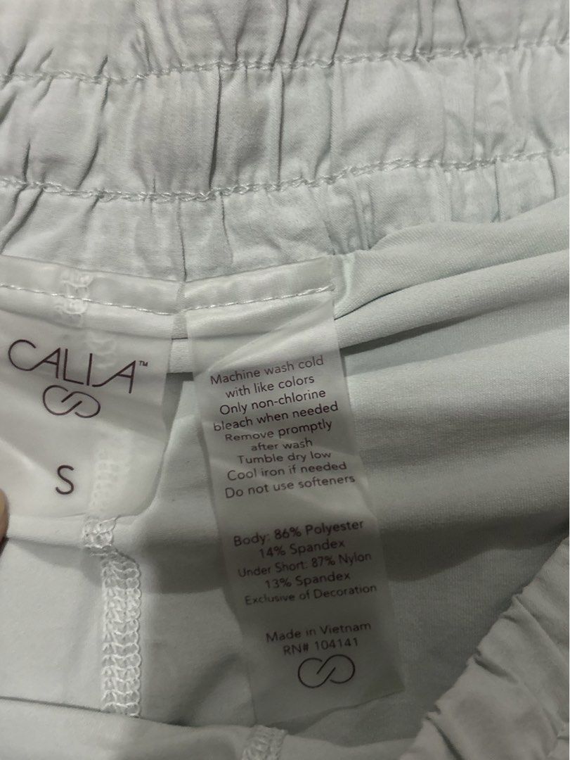 Calla Active Skort (Category: Activewear) located in Manila. Submitted by chen_clybelles (Listing ID 1463275485, Image 3). Description: S on tag, fits up to M.