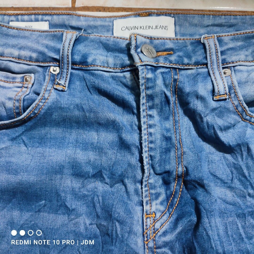 Calvin Klein Jeans (Category: Jeans) located in Antipolo. Submitted by klashnikov (Listing ID 1463176607, Image 2). Description: Dimes:31x40 Tags:Complete Condition:Very good Honest issue:used, rewash Payment option:Bank transfer,gcash,cash ₱500php only Pwede videocall for legitimacy Pwede pickup sa aking munting garahe waze (JDM thrift shop) Pwedeng meetup around upper Antipolo,pag malayo ka pwede natin paship (Luzon,Visayas at Mindanao) cut off