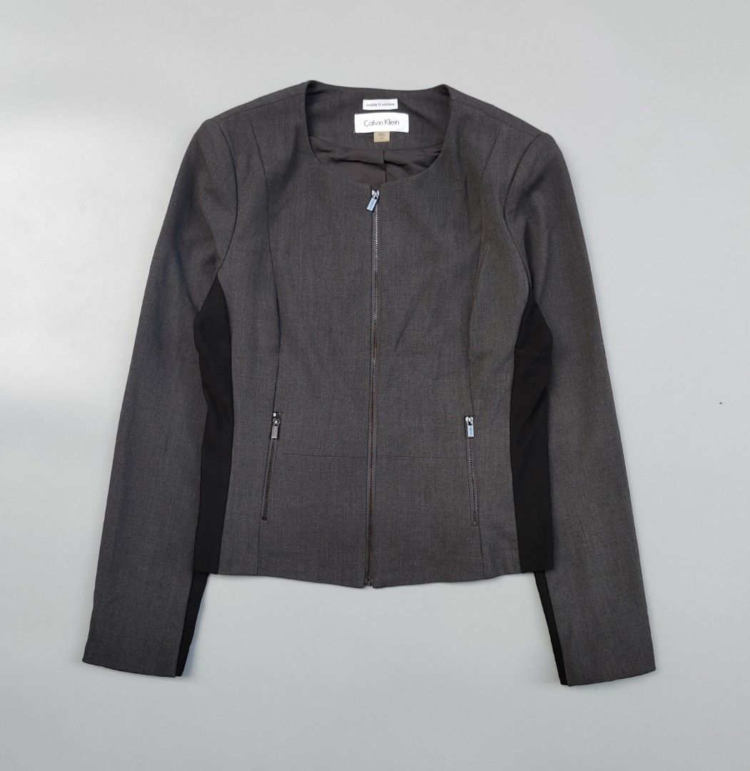 Calvin Klein women's jacket (spandex) (Category: Coats, Jackets and Outerwear) located in Baguio. Submitted by archival_thrifted.ph. (Listing ID 1463210049, Image 1). Description: FOR SALE ‼️ .CALVIN KLEIN WOMENS JACKET . EXCELLENT CONDITION .SIZE 10 ON TAG .PHP 980 PLUS SF .❌❌ COP/COD .MOP GCASH .COURIER J&T .BAGUIO AREA .DM FOR SURE BUYER TY.