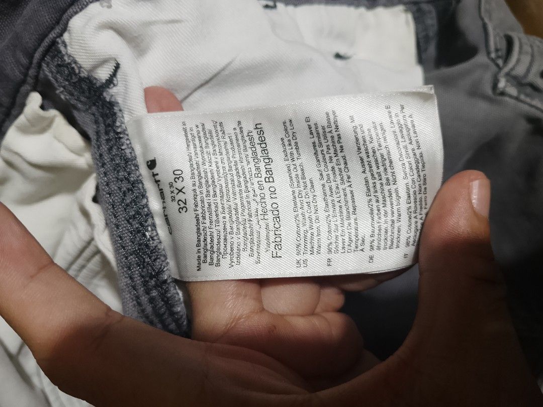 Carhartt cargo pants (Category: Jeans) located in Surigao. Submitted by joshuabayang (Listing ID 1463228262, Image 1). Description: for sale pansabay ship bukas Carhartt cargo pants size 33-34 issue may butas lang mop gcash mod j&t.