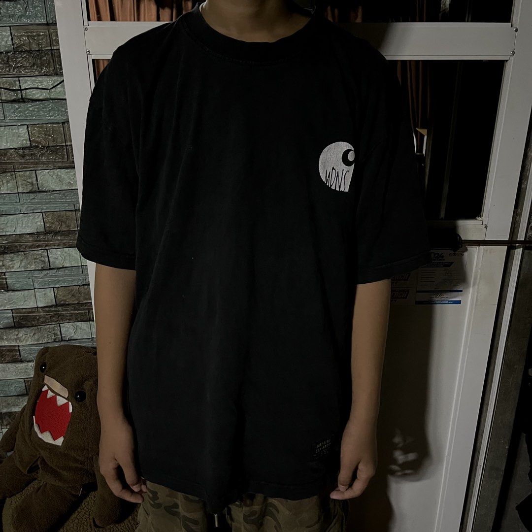 CARHARTT X MADNESS EINSTEIN (Category: Tshirts & Polo Shirts ) located in Orani. Submitted by pulverize_tht_ho3 (Listing ID 1463140880, Image 1). Description: CARHARTT X MADNESS EINSTEIN dimes: 22x28 condition: 9/10 flaw/s: minimal 4 dots white paint stain and minimal cracks check slides for the details.