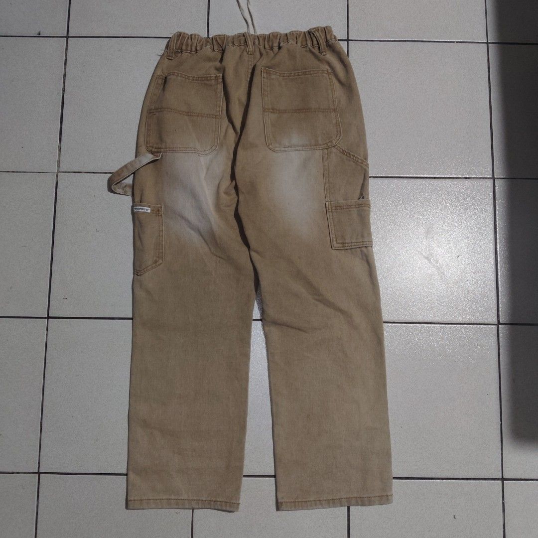 CARPENTER PANTS (Category: Jeans) located in Victorias. Submitted by purelion-6f41 (Listing ID 1463238279, Image 2). Description: size 32.