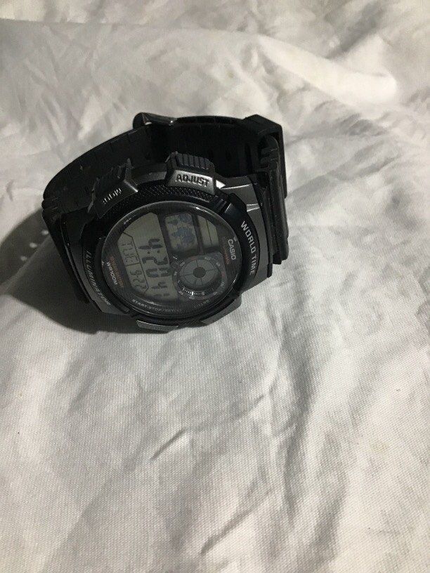 Casio AE-1000W (Category: Men's Watches) located in Baguio. Submitted by agozun61 (Listing ID 1463315983, Image 3). Description: Authentic casio black color.good running condition..