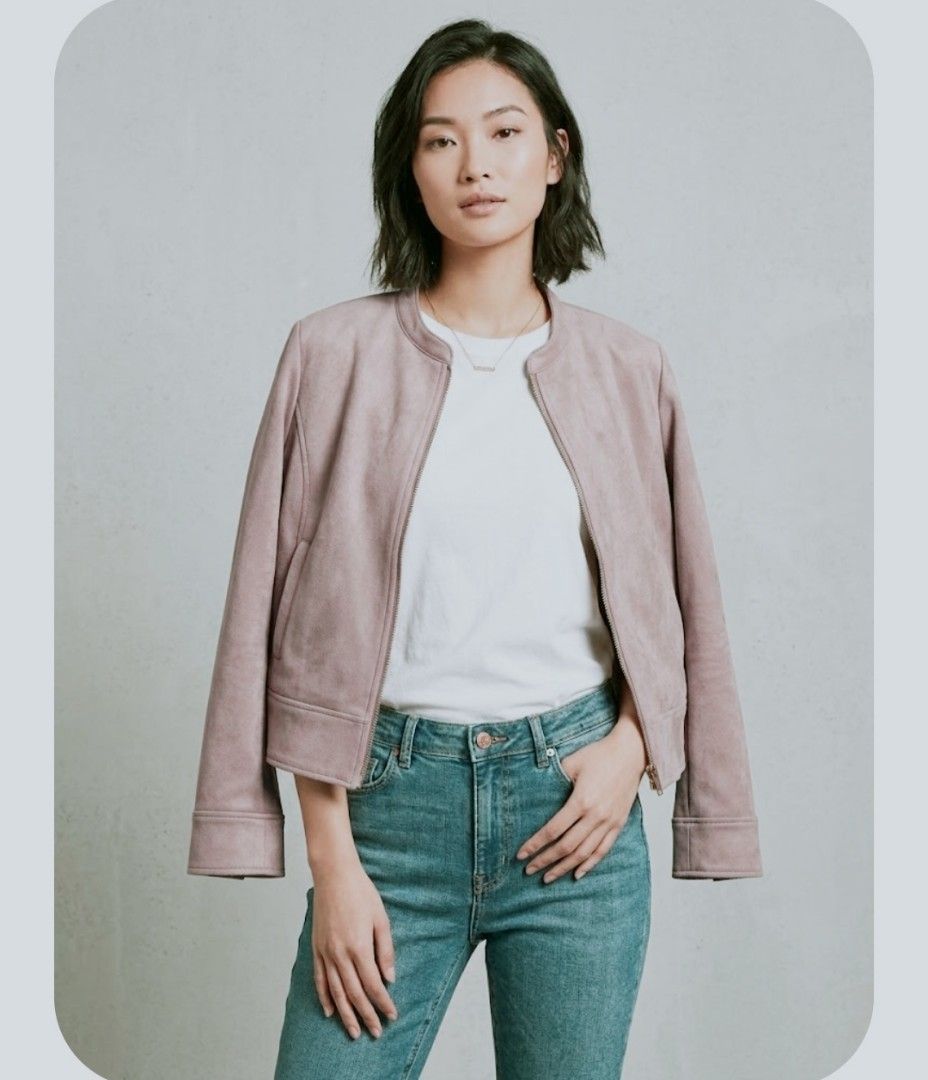 CASSA Faux Suede Jacket No Colar (Category: Coats, Jackets and Outerwear) located in Baguio. Submitted by VanveVintage (Listing ID 1463139162, Image 1). Description: .
