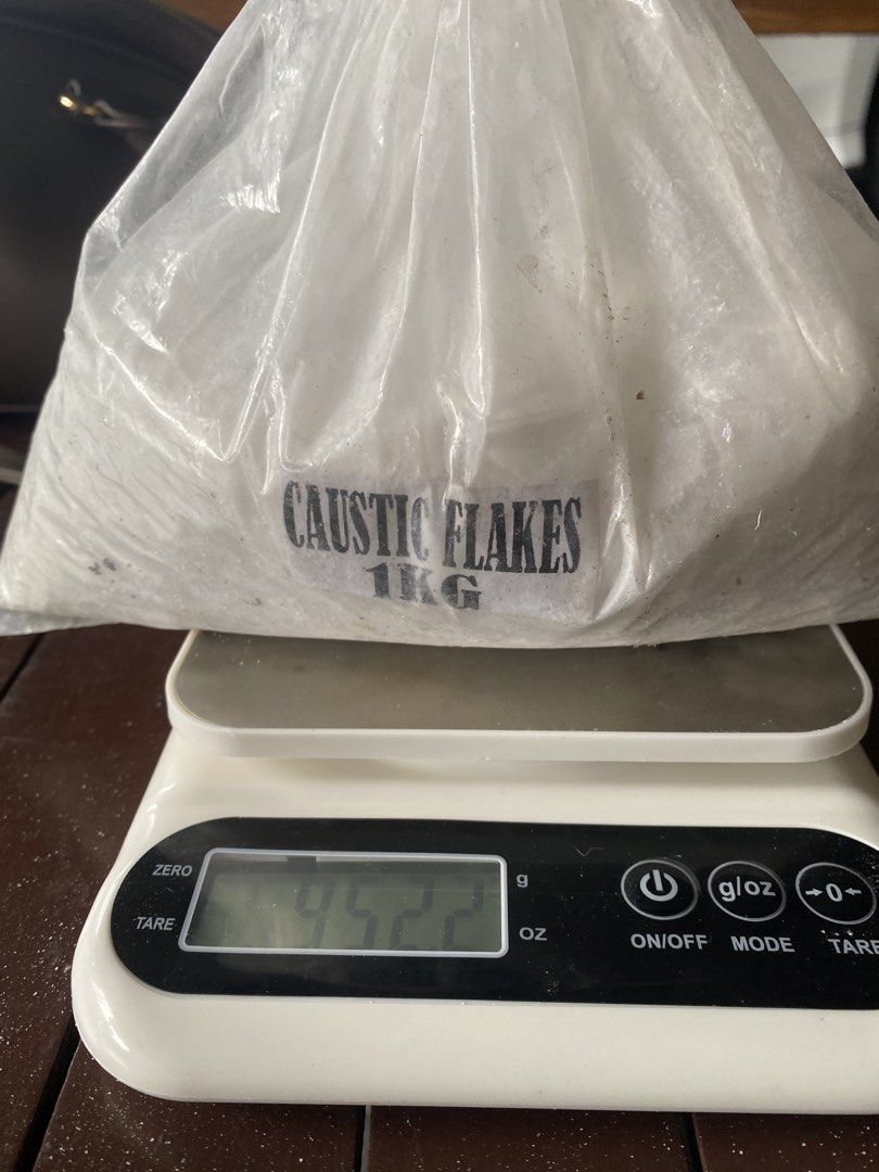 Caustic Flakes 95g (Category: Cleaning Tools & Supplies) located in Caloocan City. Submitted by ximxii (Listing ID 1463310943, Image 1). Description: - 95g Caustic Flakes (almost 1kg) - used for school project - Comes in a sealed plastic bag - Ideal for cleaning and DIY projects - Important: Handle with care and wear protective gear when using.