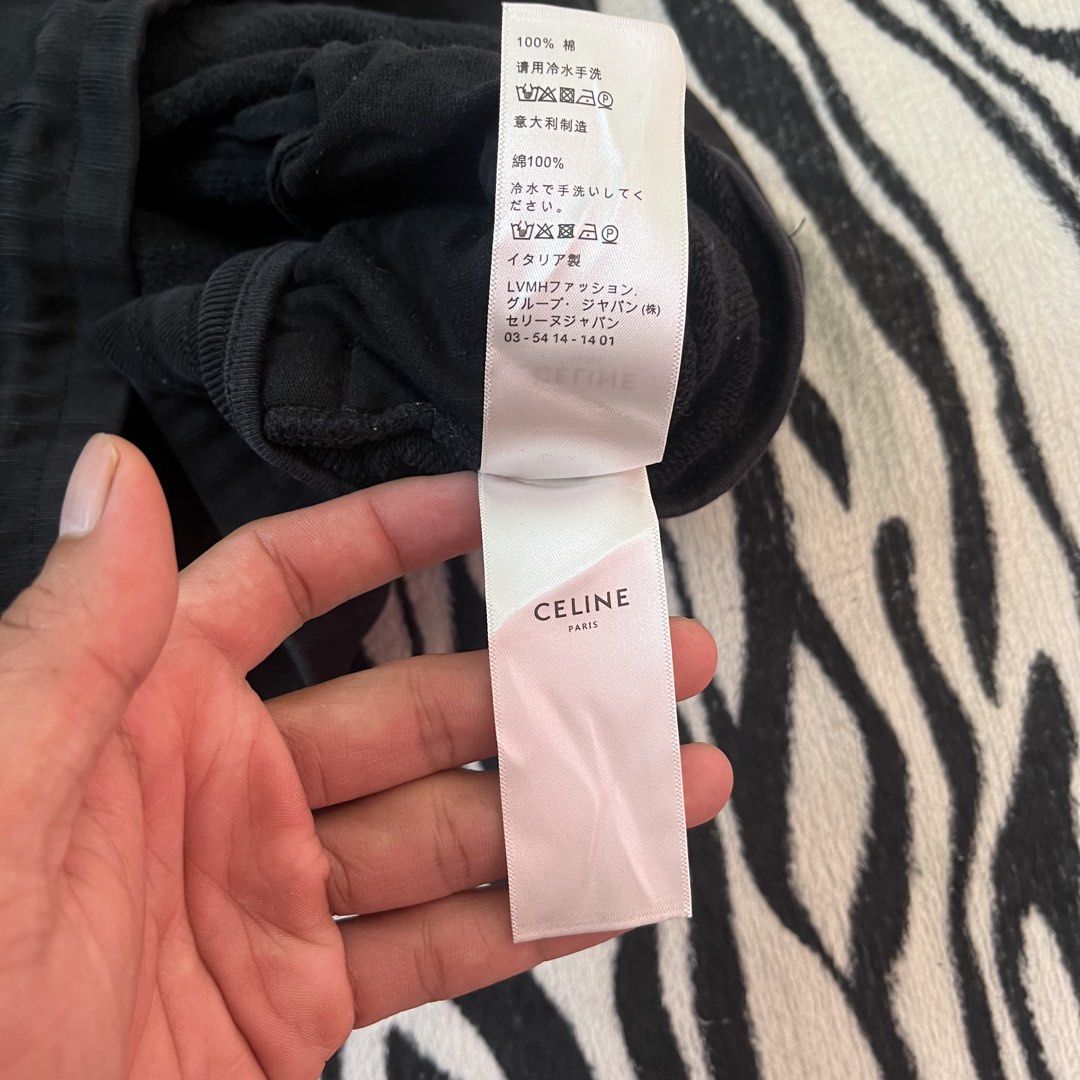 Celine cotton pants (Category: Luxury Apparel) located in Manila. Submitted by royaldripmanila (Listing ID 1463133224, Image 3). Description: Sign of usage W32-36 L41 9/10.