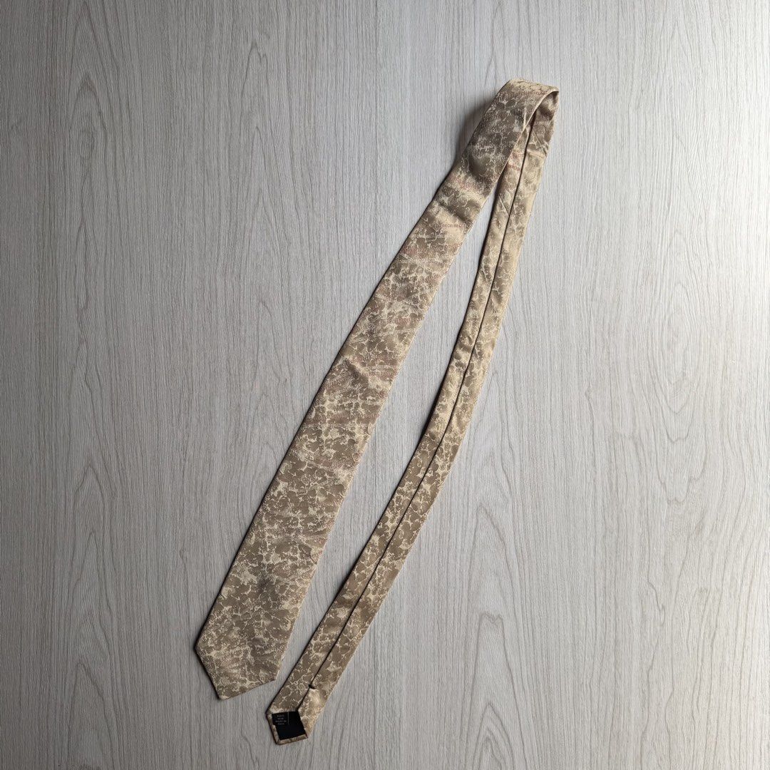 Celine Silk Necktie (Category: Ties) located in Zamboanga. Submitted by rustic.rev (Listing ID 1463151101, Image 1). Description: Excellent Condition ₱1200 + sf.