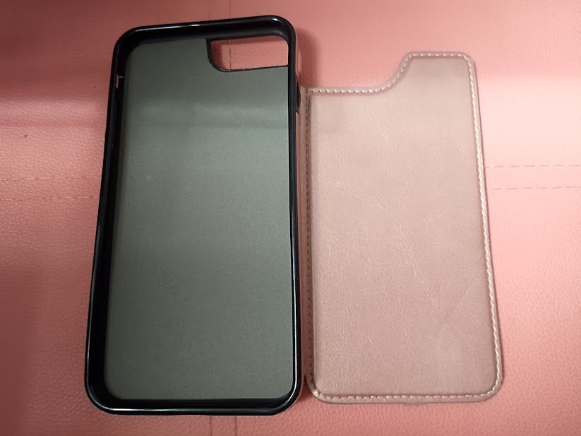 CellPhone Case Iphone (Category: Cases & Sleeves) located in Quezon City. Submitted by susmaryosep1 (Listing ID 1463254559, Image 1). Description: CellPhone Case Iphone Price:400 Xavierville avenue pik up payment via Gcash.