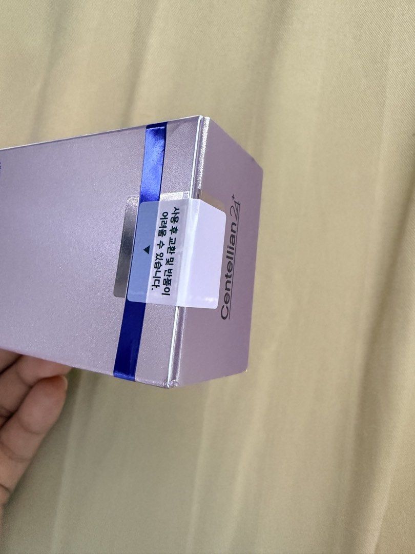 Centellian 24 Expert Madeca Cream Active Renew PDRN (Category: Face Care) located in Pasay City. Submitted by anndrias (Listing ID 1463147910, Image 2). Description: - Authentic Centellian 24 Expert Madeca Cream - Active Renew PDRN formula - Key Ingredients: TECA, PDRN, Panthenol - Size: 50 ml / 1.69 fl. oz. - Expiry Date: 2029-01-13 RFS: Double purchase.