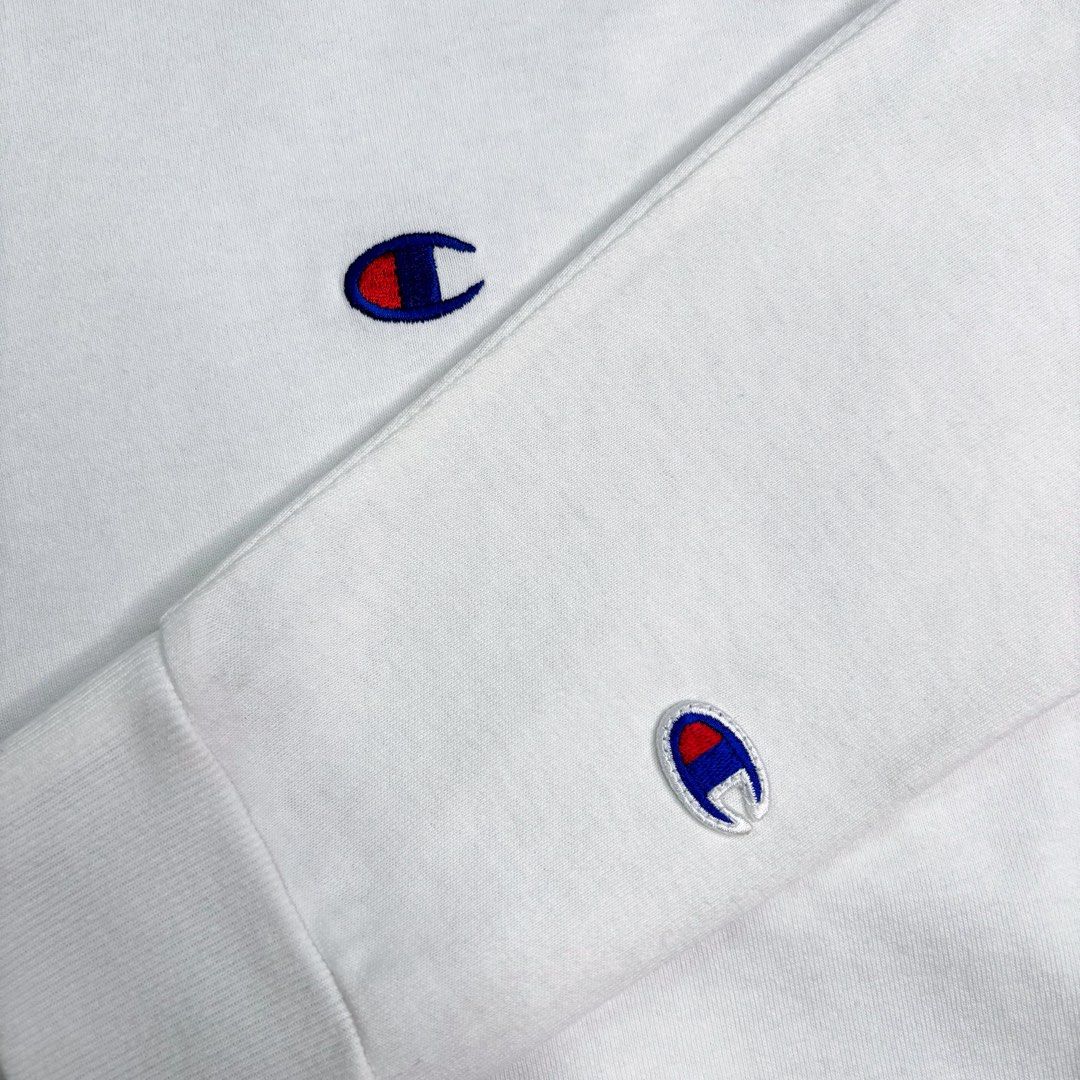 Champion | Longsleeve Tee. (Category: Tshirts & Polo Shirts ) located in Manila. Submitted by bypiecesandstories (Listing ID 1463224882, Image 3). Description: Champion | Longsleeve Tee. 649 PHP 🧡 Perfect Condition Can Fit — Small to Large Dimensions — W 20.5" L 27" A timeless Champion long sleeve tee finished with the classic Champion logo. Simple, comfortable, and easy to pair with just about anything. • REMINDERS • — Read the Rules & Guidelin