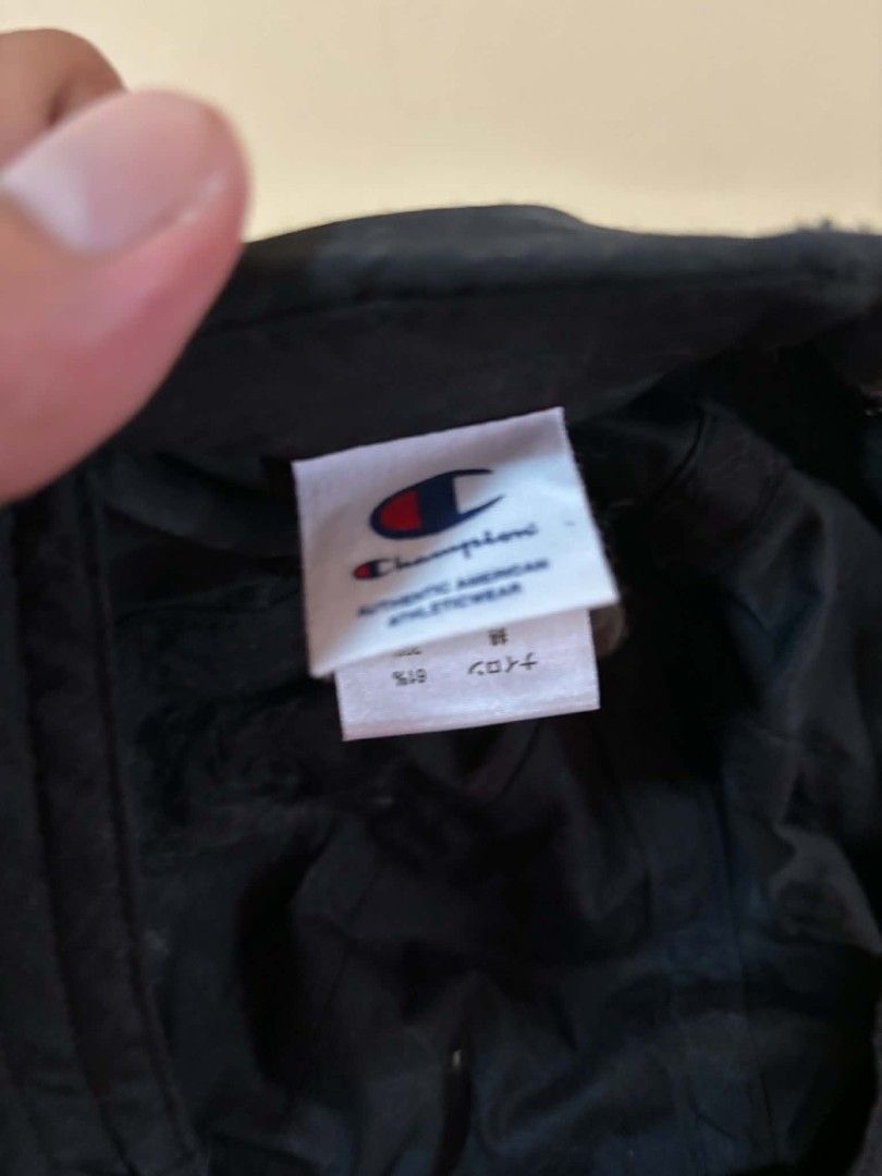 Champion Authentic American Athleticwear Black Cap (Category: Caps & Hats) located in Daet. Submitted by jemotovlog28 (Listing ID 1463285530, Image 2). Description: - Classic black Champion cap - Features iconic Champion logo patch on the front - Adjustable strap at the back for a comfortable fit - Authentic American athleticwear - Great for everyday wear or sports.