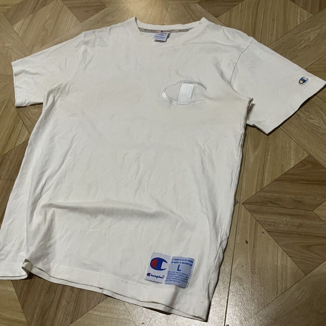 Champion Big C Tee (Category: Tshirts & Polo Shirts ) located in Cavite. Submitted by sacmaestro444 (Listing ID 1463308494, Image 2). Description: CHAMPION TEE BIG C 🔥 size - Large Dimes - 20W/28L Condition - excellent Issue - stain (need wash) .