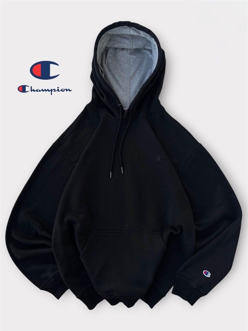 Champion Black Hoodie (Category: Coats, Jackets and Outerwear) located in Manila. Submitted by ayskrim_ (Listing ID 1463260247, Image 1). Description: Dimes: L-Xl 26x28.