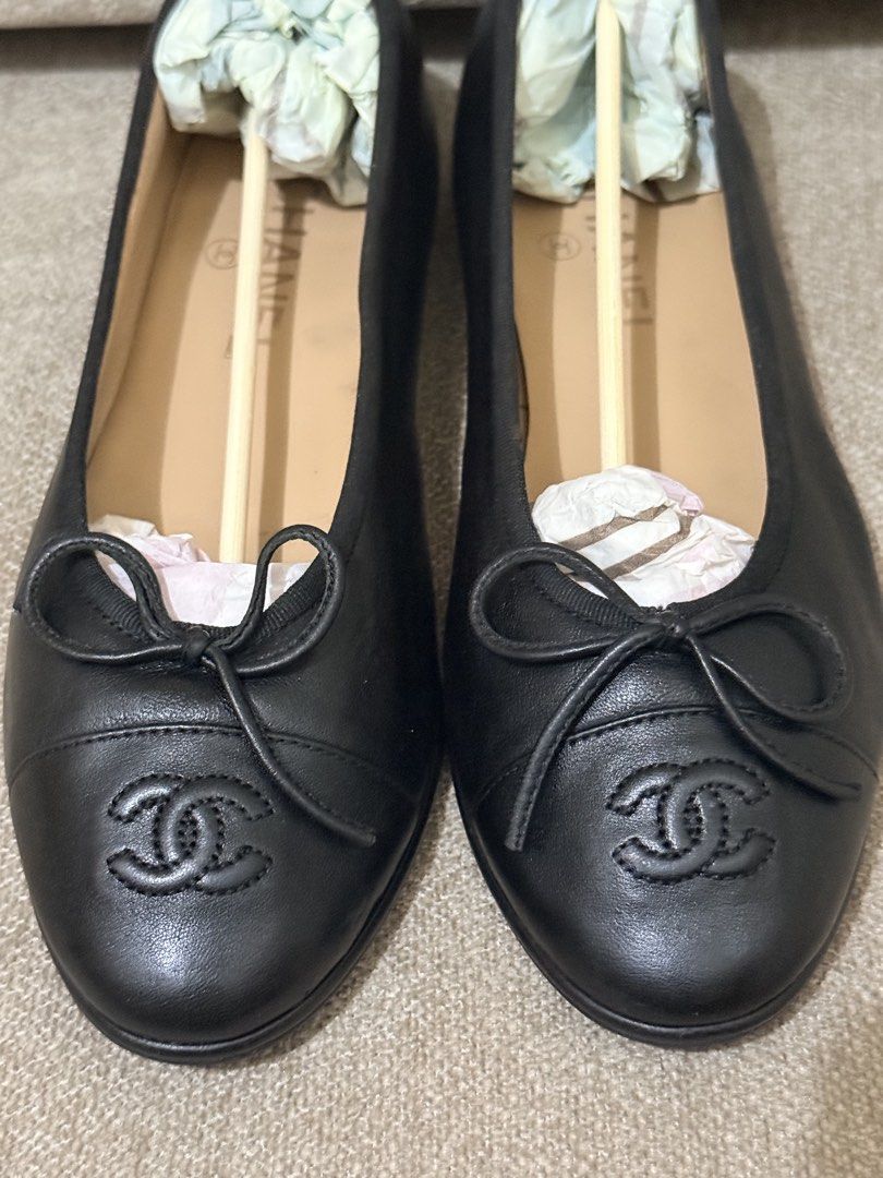 Chanel Ballerina Black Flats (Category: Flats & Sandals) located in Quezon City. Submitted by in_vogue (Listing ID 1463193492, Image 2). Description: ⚠️ DISCLAIMER | PLEASE READ CAREFULLY 1. All items are PRELOVED luxury shoes sourced from Japan (JP). 2. Items are shipped in excellent to good condition based on our quality standards. Once the item has been shipped, any damage, wear, or issues that may arise are beyond the seller’s responsibility.