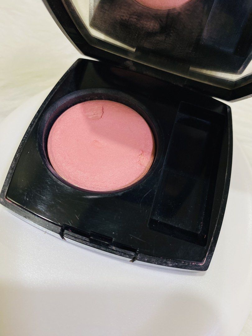 Chanel Blush (Category: Announcements) located in Manila. Submitted by lavishbyji22912 (Listing ID 1463135654, Image 2). Description: Used 44 Narcisse As is in the picture No brush Prive negotiable.