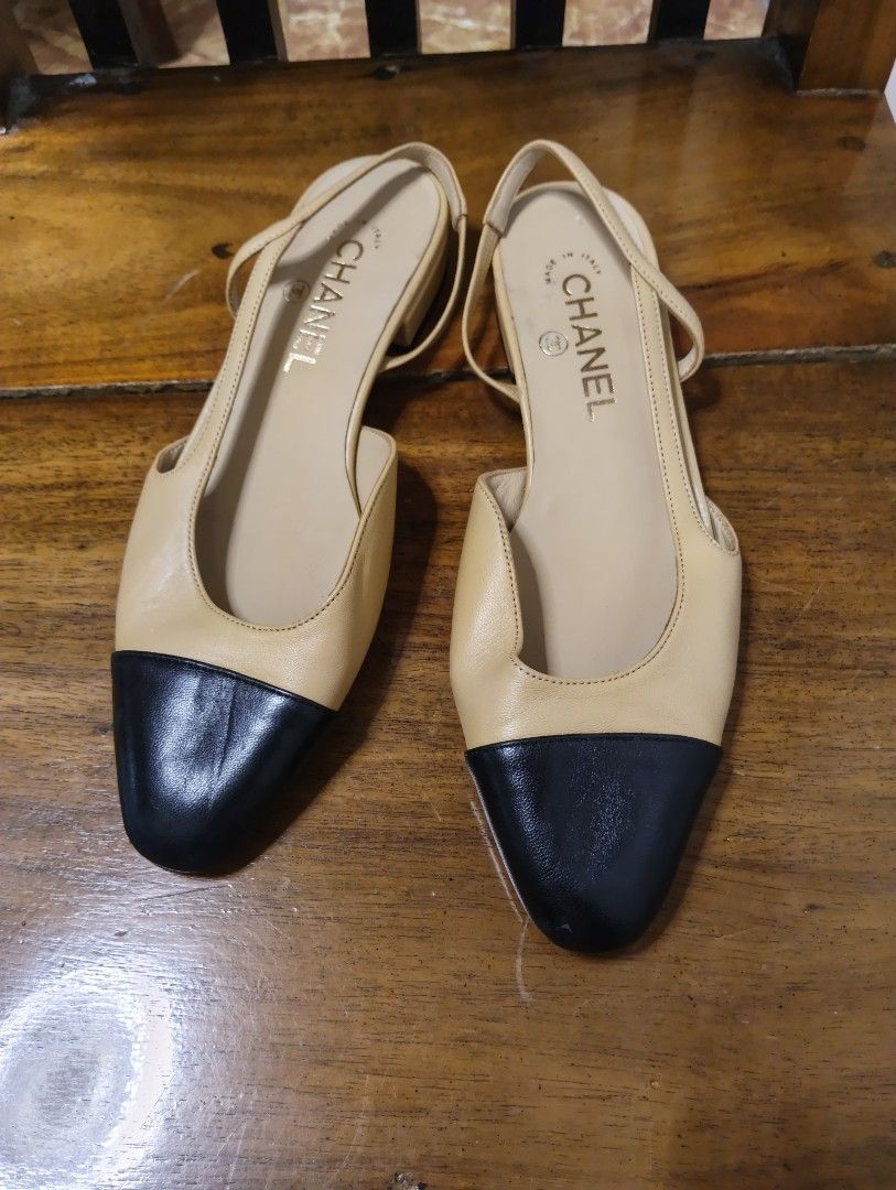 CHANEL SLINGBACK FLATS (Category: Flats & Sandals) located in Talisay. Submitted by nooooooooooooooooy (Listing ID 1463242076, Image 1). Description: 38 ON TAG 25.5 OR 26 CM ON TAPE SIGN OF USED GOOD CONDITION.