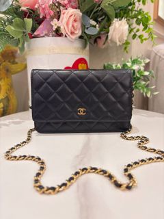 (Category: ) located in . Submitted by luxshare_preloved_ (Listing ID 1463234963, Image 1). Description: .
