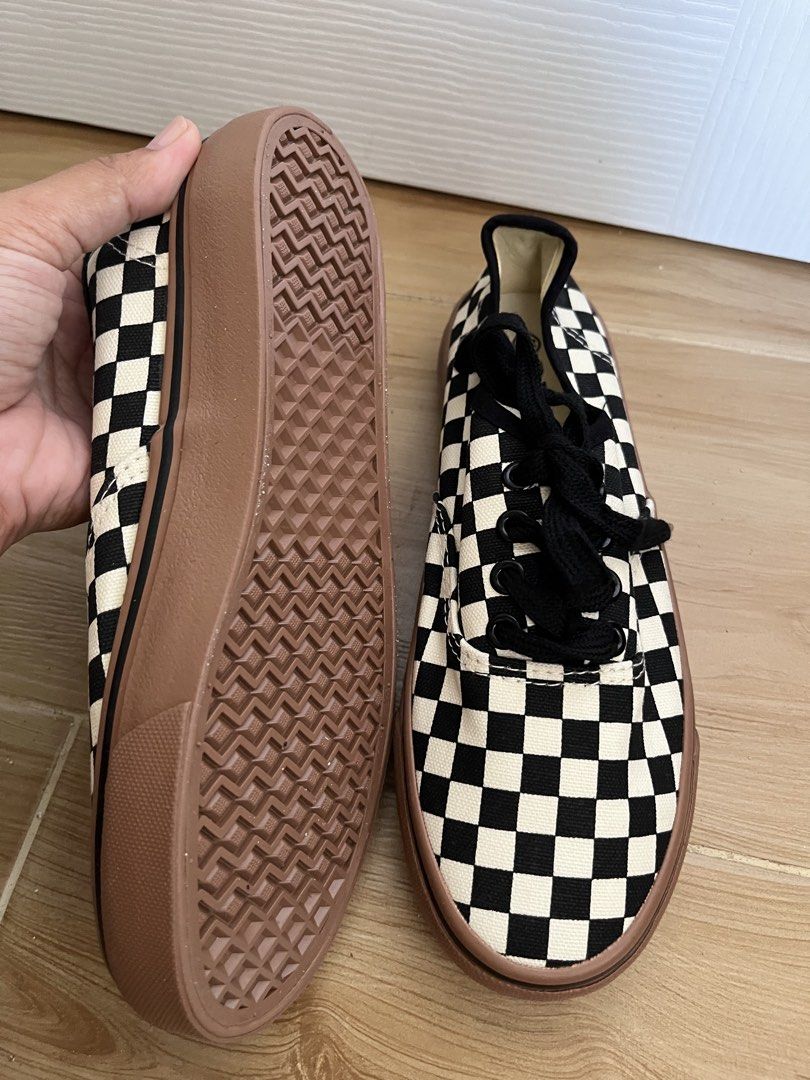 Checkered Canvas Sneakers (Category: Sneakers) located in Sariaya. Submitted by retro.stuff (Listing ID 1463152186, Image 2). Description: DD&OO Checkered Canvas Sneakers. Lace-up. Brown rubber sole. Size 235. Casual wear. Brand new. .