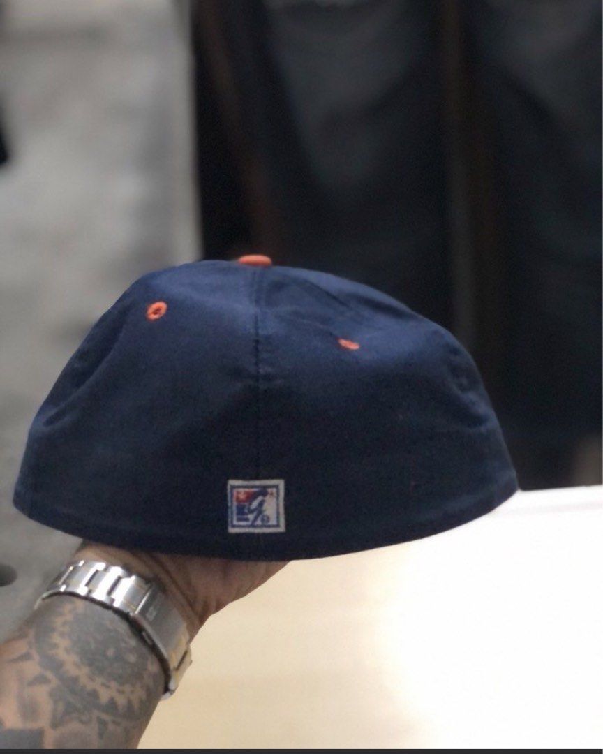 Chicago Bears Snapback Cap Size 7 1/2 (Category: Caps & Hats) located in Manila. Submitted by katric1231695 (Listing ID 1463128633, Image 3). Description: - Navy blue Chicago Bears snapback cap - Orange brim and orange "C" logo - Size: 7 1/2 - Made in USA - Perfect for any Bears fan - Shows some signs of wear on brim and inside -1,200 Shipped .