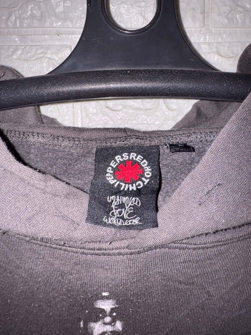 Chili peppers (Category: Coats, Jackets and Outerwear) located in Manila. Submitted by rapthriftshit (Listing ID 1463248140, Image 3). Description: .