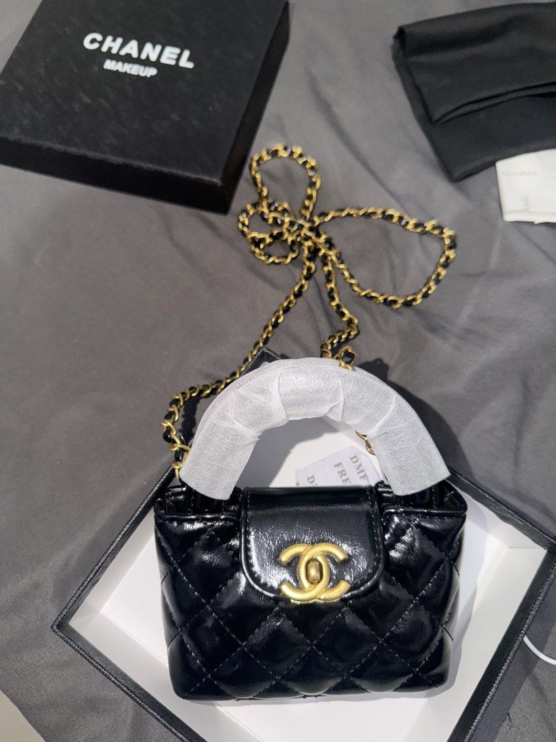 CHNEL GWP (Category: Cross-body Bags) located in Taguig. Submitted by gshopmycloset (Listing ID 1463326108, Image 3). Description: Comes with dustbag, box and auth card. Sling/mini top handle (won’t fit a Pro Max) Brand new never used Bought 6k selling low.
